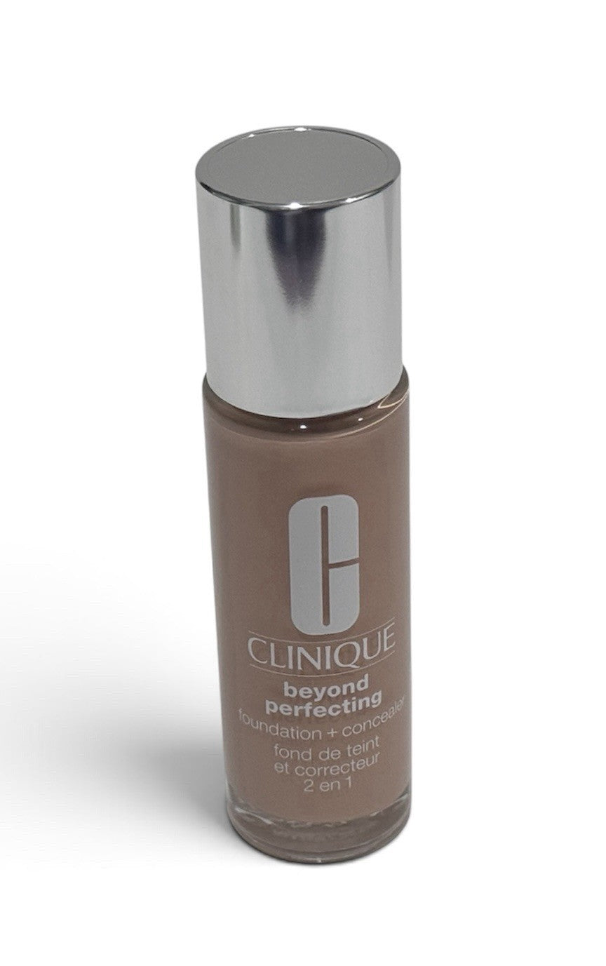 Clinique Beyond Perfecting Foundation + Concealer - Ivory - 1oz/30mL New In Box1