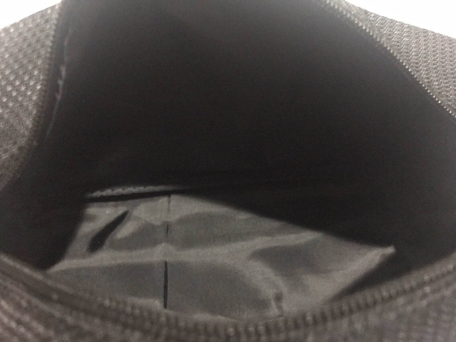 Giorgio Armani Armani Code Luxury Toiletry Grooming Bag.  New4